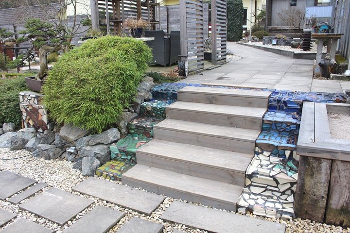 As you make your way to the coolest Bonsai show on